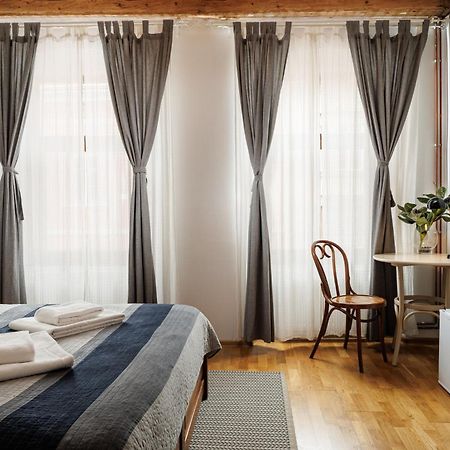 Wood House Republicii Hotel Brasov Exterior photo