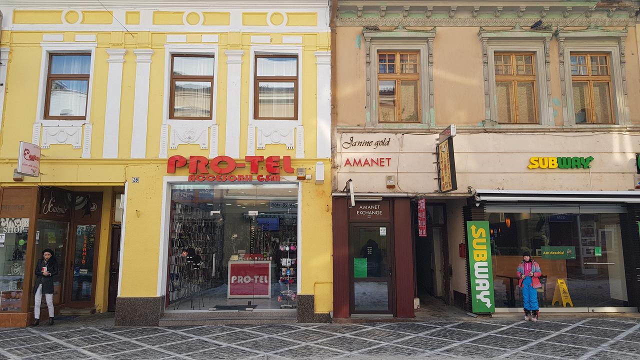Wood House Republicii Hotel Brasov Exterior photo